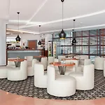 리조트 Ikar Plaza 4*